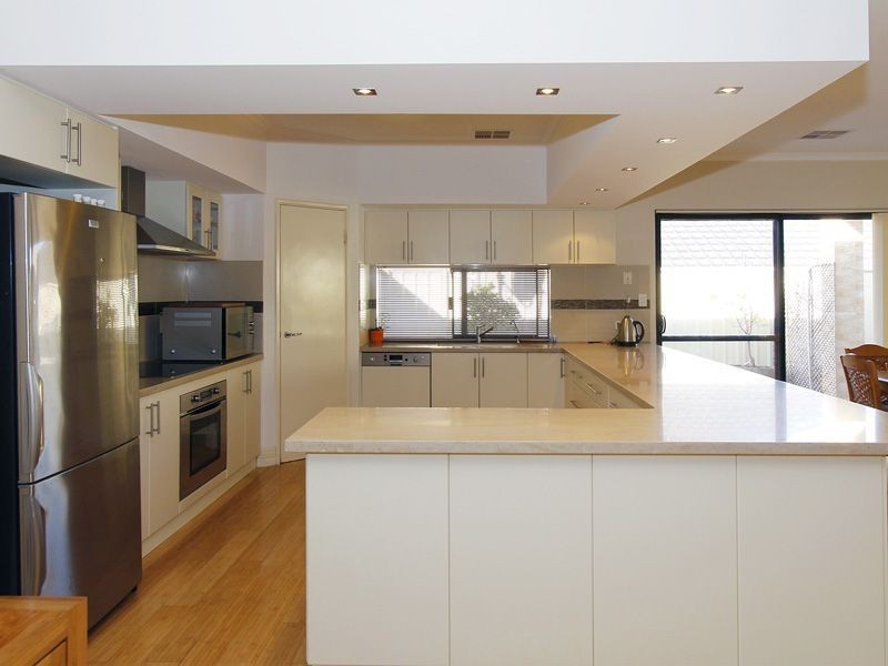 9 Zeppelin Way, Tapping WA 6065