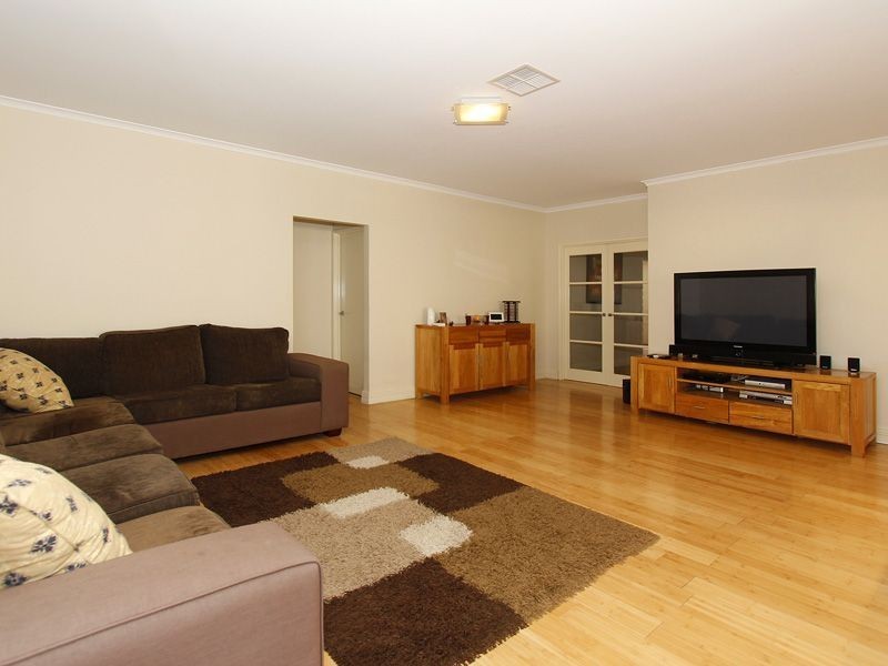 9 Zeppelin Way, Tapping WA 6065