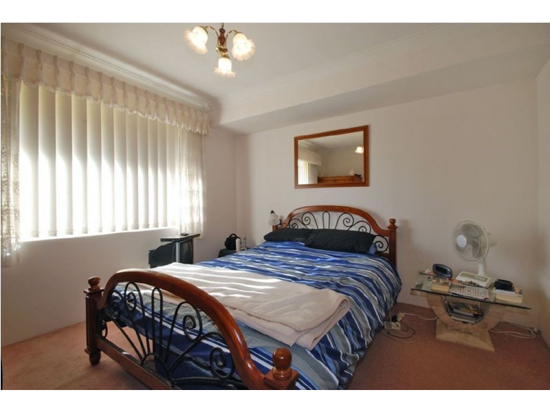 16 Doncaster Square, Currambine WA 6028