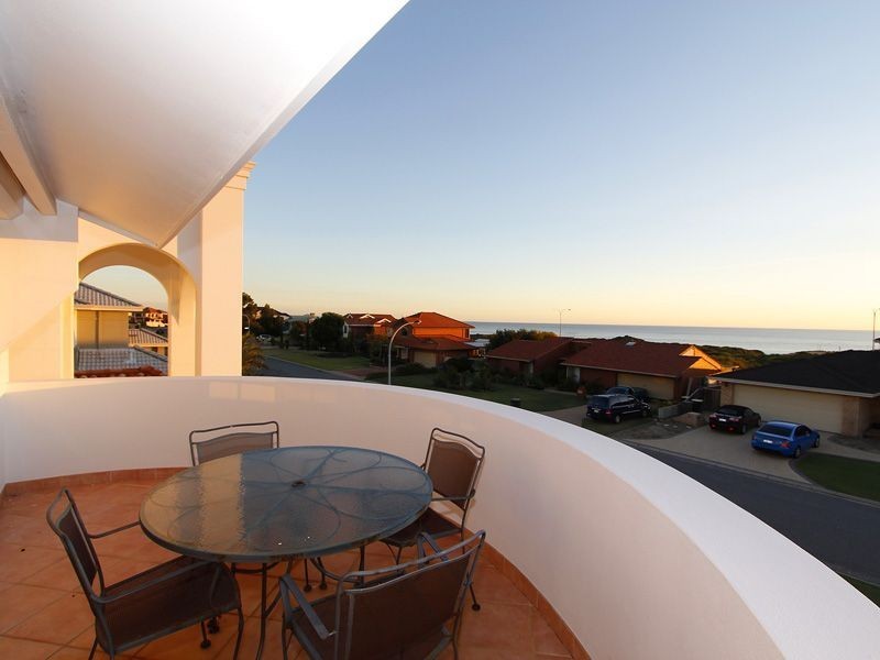 30 Mainsail Drive, Ocean Reef WA 6027