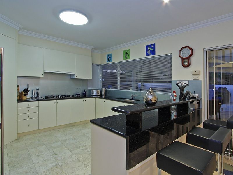 30 Mainsail Drive, Ocean Reef WA 6027