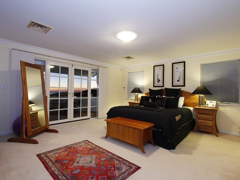 30 Mainsail Drive, Ocean Reef WA 6027