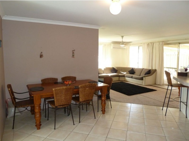 54 Cadoux Loop, Hocking WA 6065