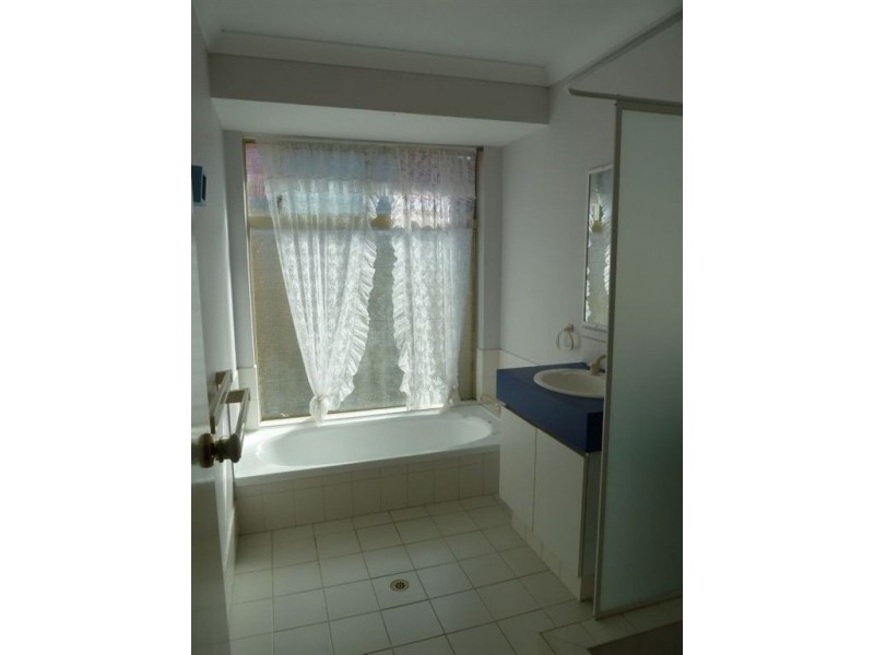 54 Cadoux Loop, Hocking WA 6065