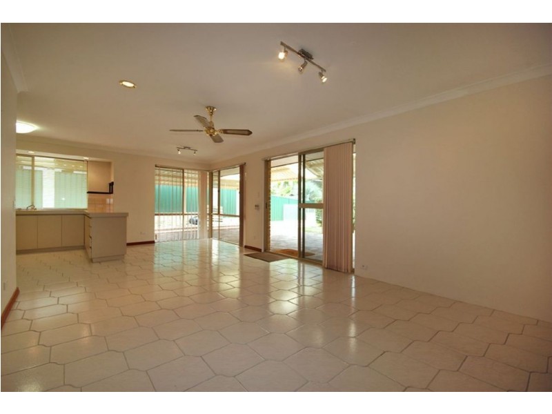 7 Palm Mews, Edgewater WA 6027
