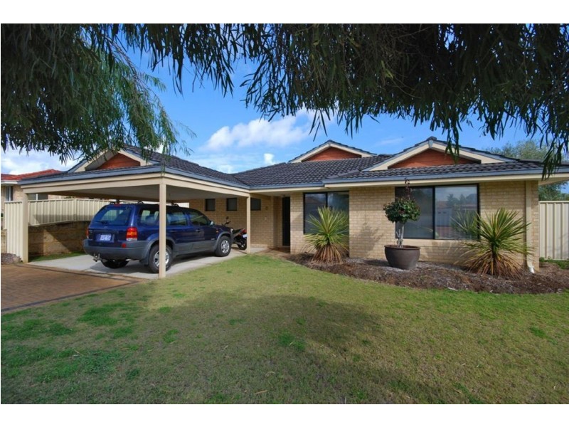 8 Grangemouth Turn, Kinross WA 6028