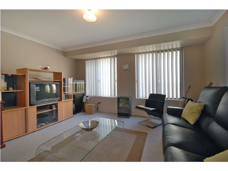 8 Grangemouth Turn, Kinross WA 6028