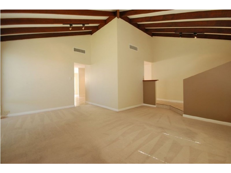 1 Derwent Meander, Joondalup WA 6027