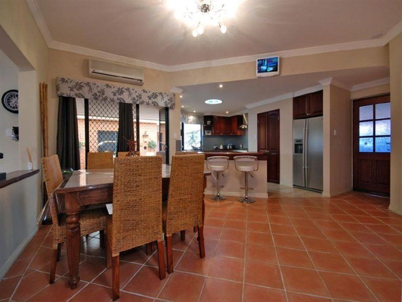 45 Merrang Circuit, Carramar WA 6031