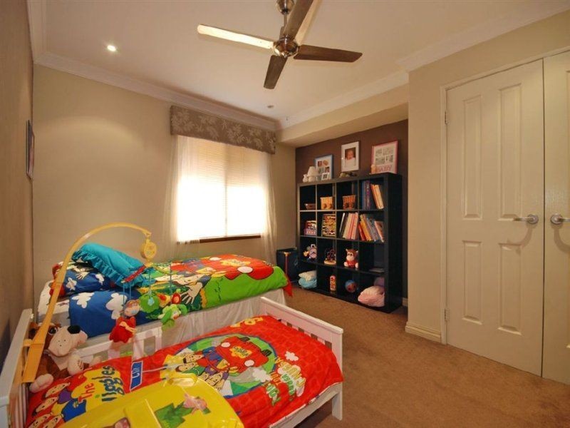 45 Merrang Circuit, Carramar WA 6031