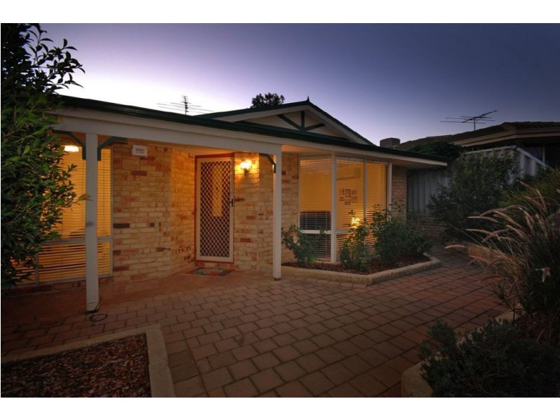 15 Simcoe Court, Joondalup WA 6027