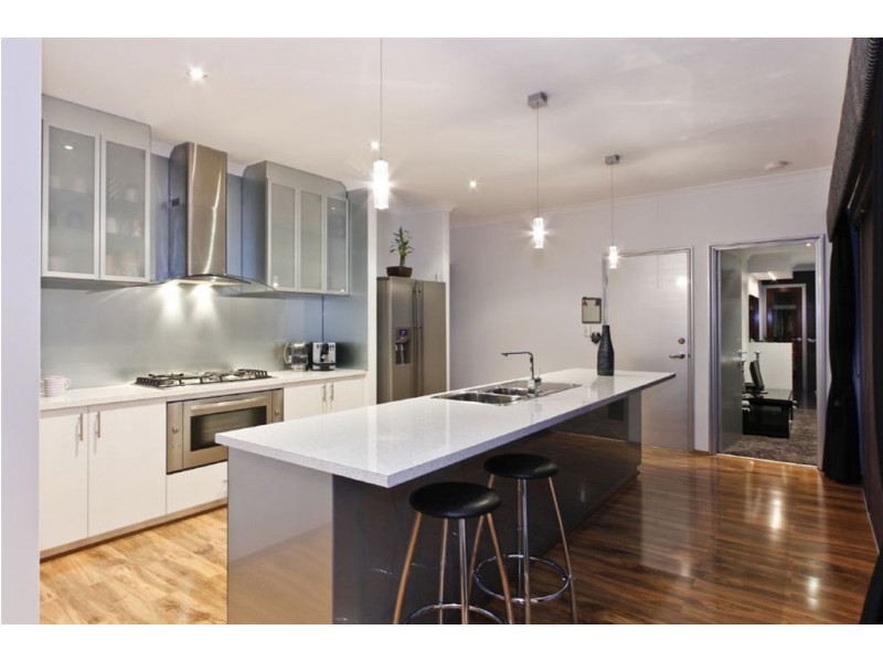 43 Gnangara Road, Madeley WA 6065