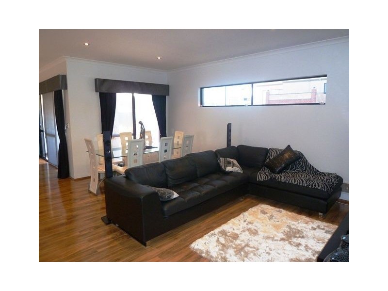 43 Gnangara Road, Madeley WA 6065