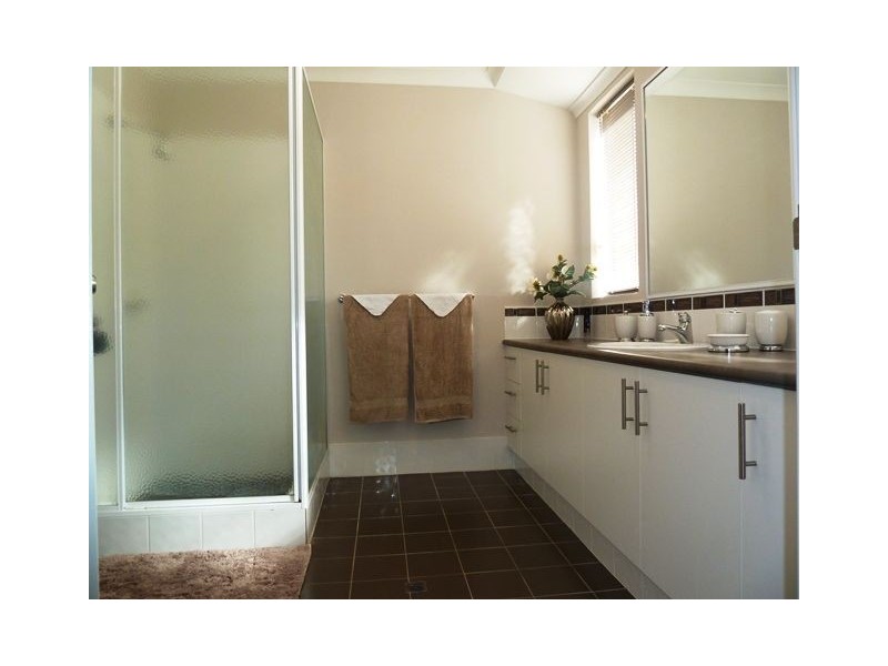 14 Stockholm Road, Wanneroo WA 6065