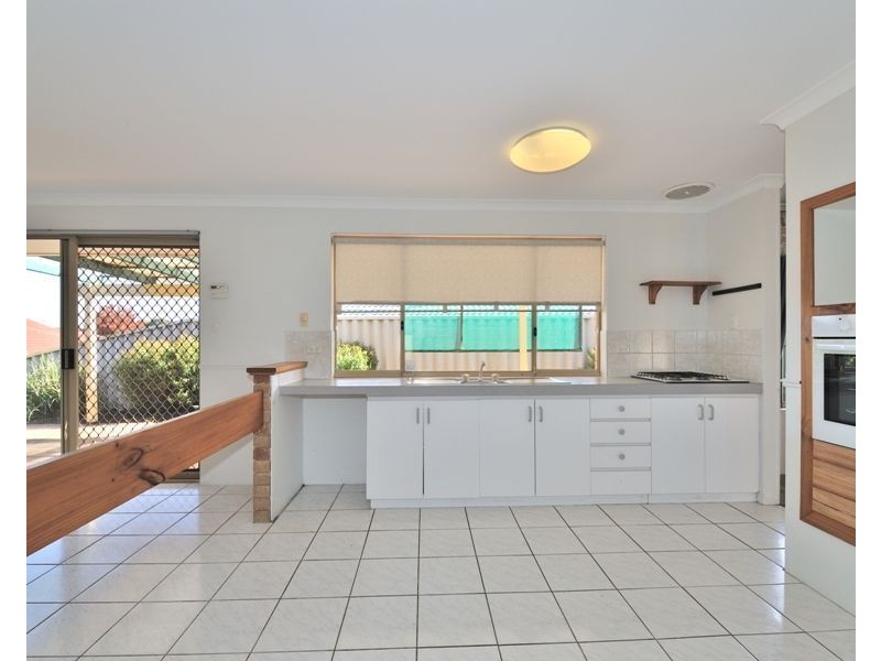 66 Stonehaven Parade, Kinross WA 6028