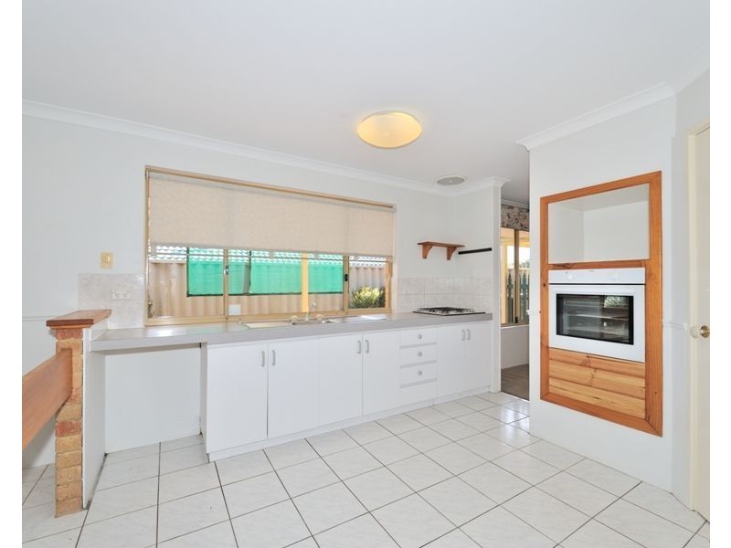 66 Stonehaven Parade, Kinross WA 6028