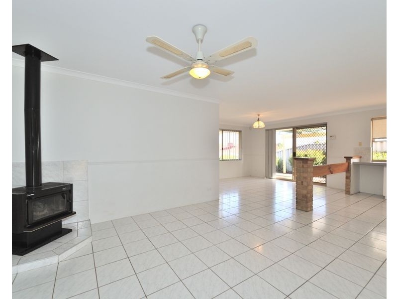 66 Stonehaven Parade, Kinross WA 6028