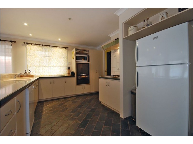 15 Clermont Gardens, Currambine WA 6028