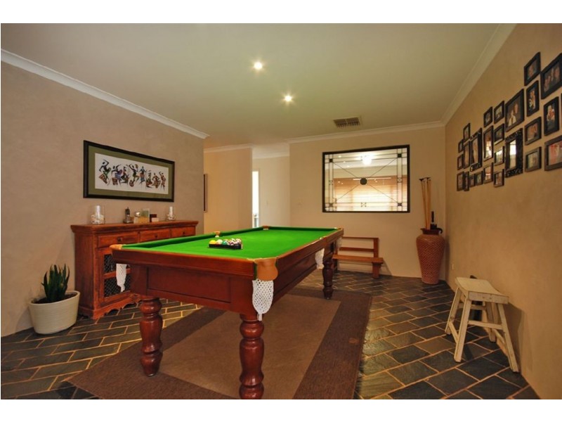 15 Clermont Gardens, Currambine WA 6028