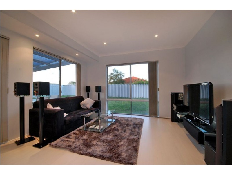 20 Highlander Place, Currambine WA 6028