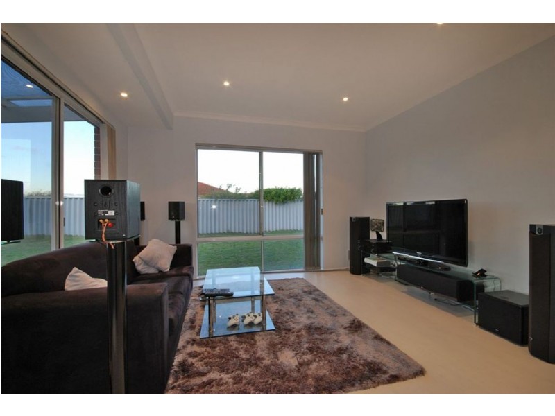 20 Highlander Place, Currambine WA 6028