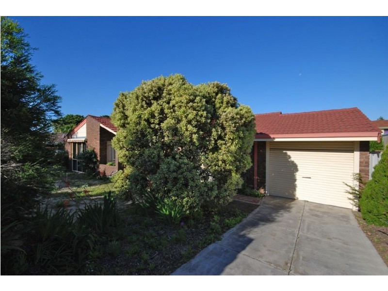 12 Edgewater Drive, Edgewater WA 6027