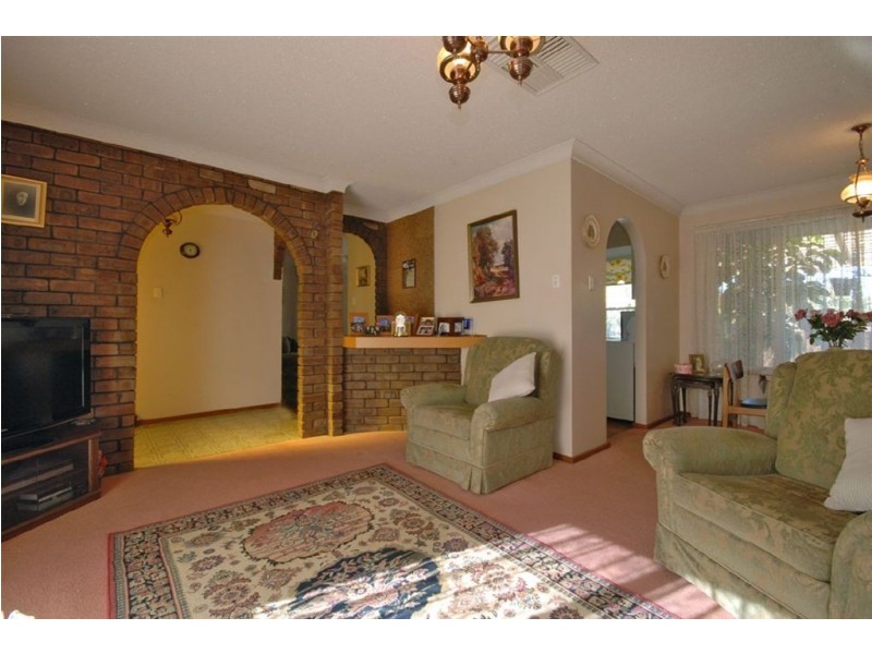 12 Edgewater Drive, Edgewater WA 6027