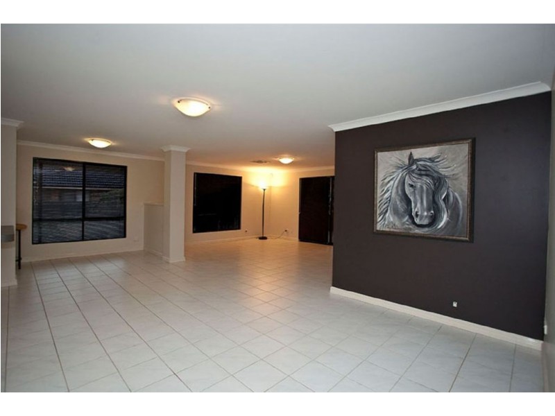 39 Meadowbrook Promenade, Currambine WA 6028