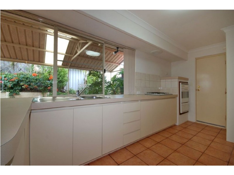 20 Bonnyrigg Pass, Kinross WA 6028