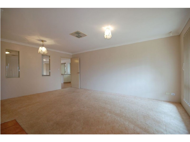 20 Bonnyrigg Pass, Kinross WA 6028