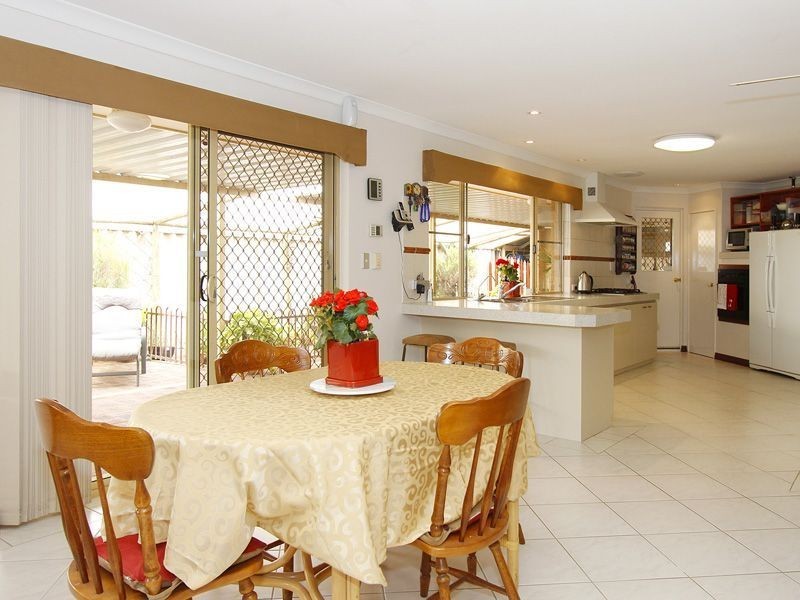 8 Dilkera Place, Quinns Rocks WA 6030