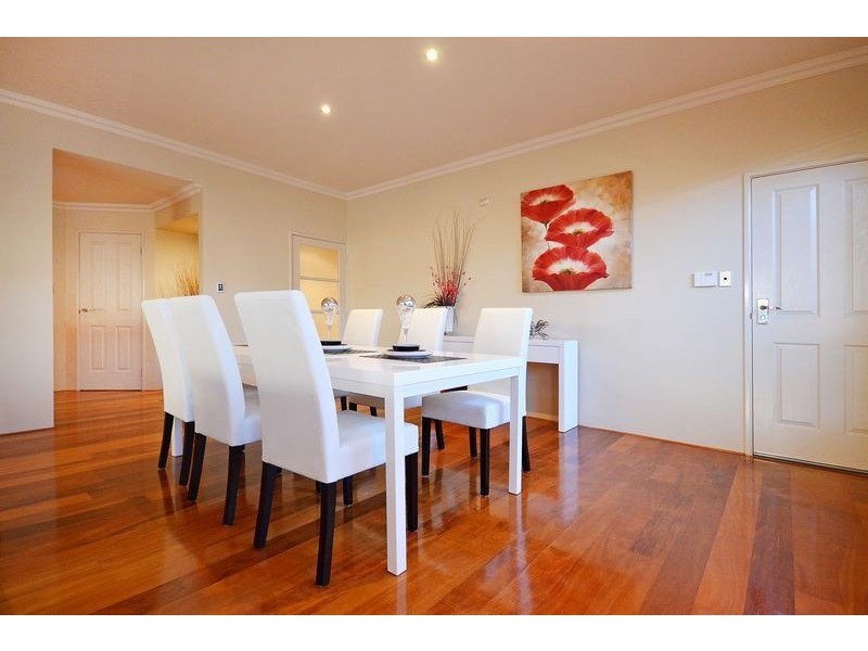 14 Oakdene Drive, Madeley WA 6065