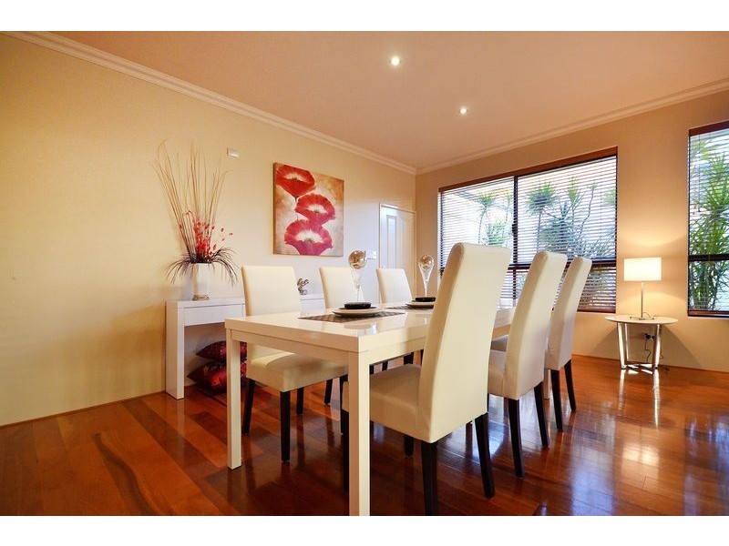 14 Oakdene Drive, Madeley WA 6065