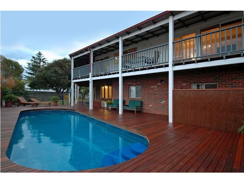 3 White Road, Quinns Rocks WA 6030