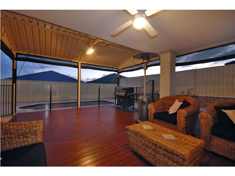 97 Sundowner Meander, Banksia Grove WA 6031
