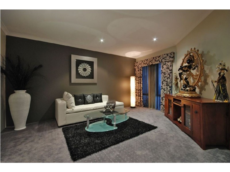 19 Kembla Circle, Madeley WA 6065