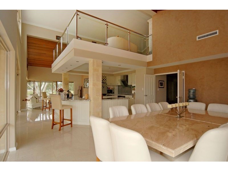 240 Neaves Road, Mariginiup WA 6065