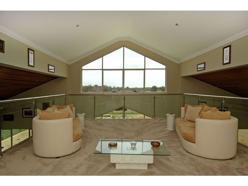 240 Neaves Road, Mariginiup WA 6065