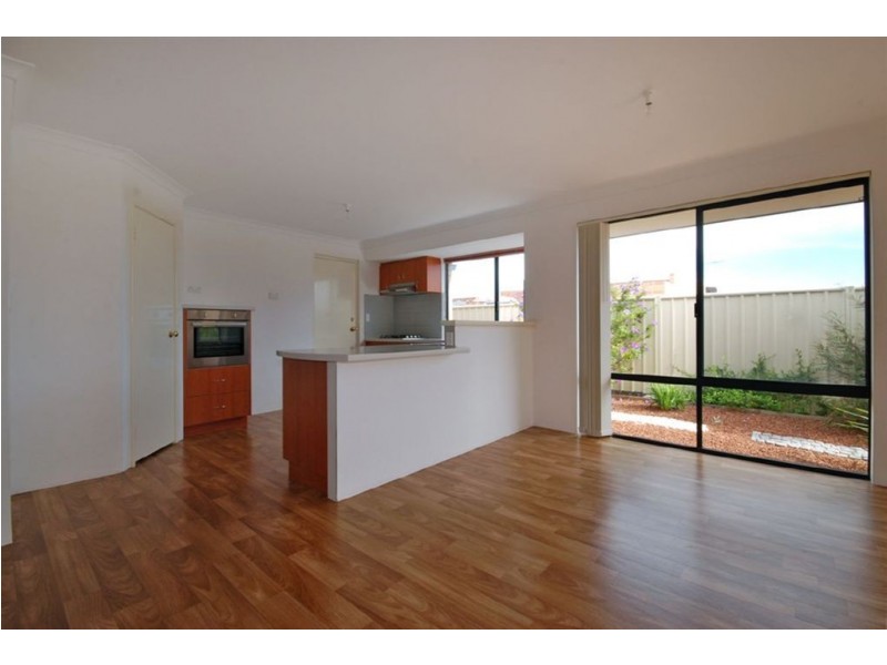 31 Alandale Bend, Banksia Grove WA 6031