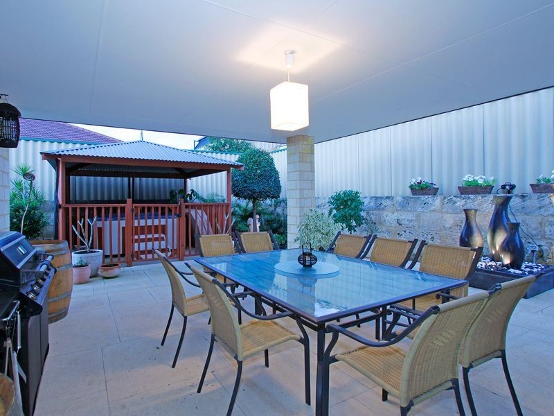 9 Matisse Street, Ashby WA 6065