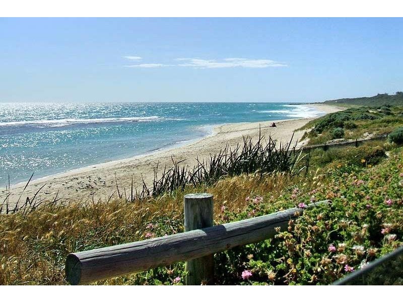 42 Brazier Road, Yanchep WA 6035