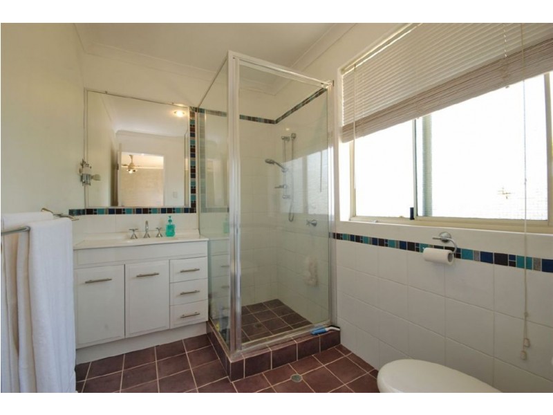 1 Stonehaven Parade, Kinross WA 6028