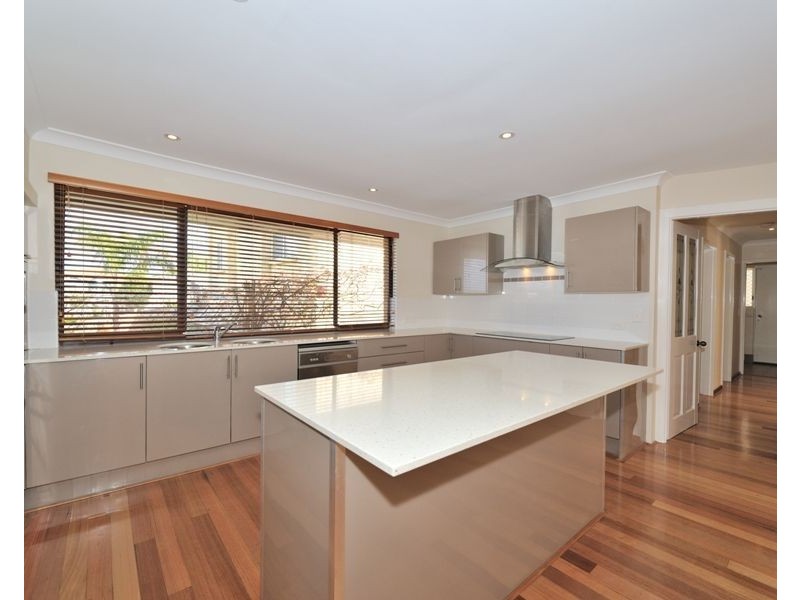 15 Dennis Street, Quinns Rocks WA 6030
