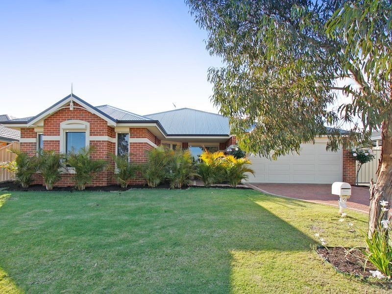 41 Shiralee Bend, Carramar WA 6031