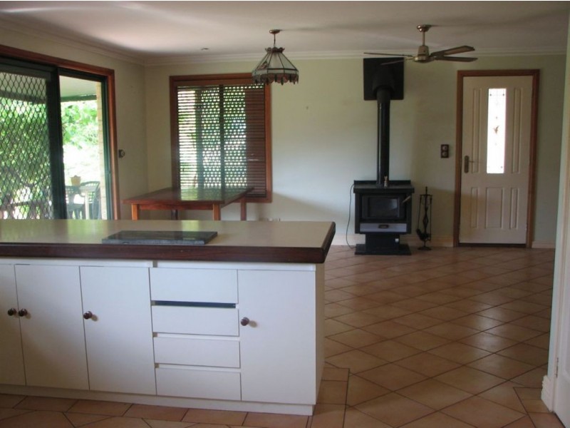 12 Pipidinny Road, Eglinton WA 6034