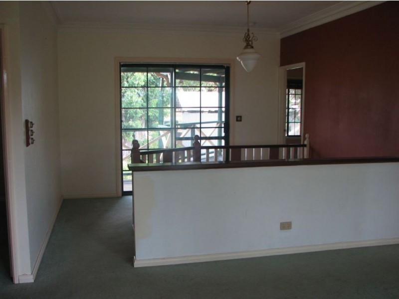 12 Pipidinny Road, Eglinton WA 6034