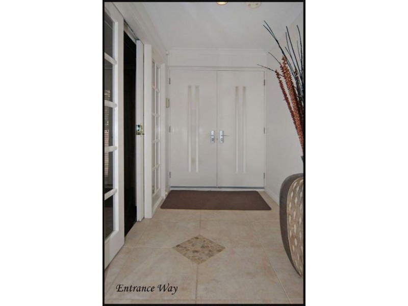 4 Ontario Crescent, Joondalup WA 6027