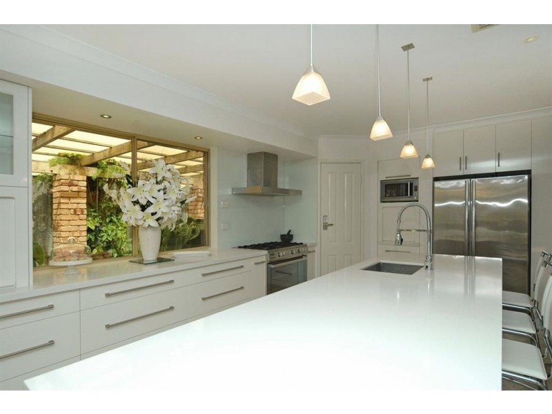 4 Ontario Crescent, Joondalup WA 6027