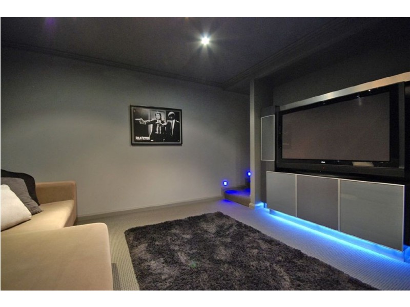 8 Whitewater Lookout, Iluka WA 6028