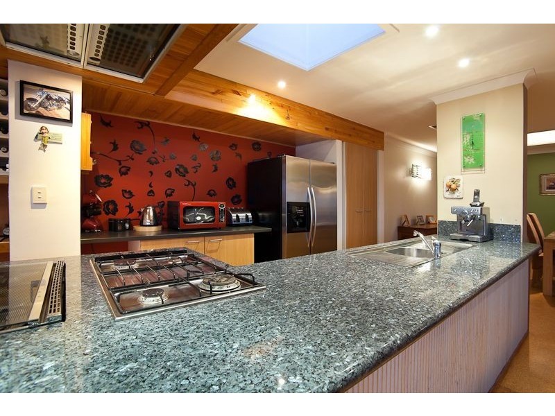 32 Lakevalley Drive, Edgewater WA 6027